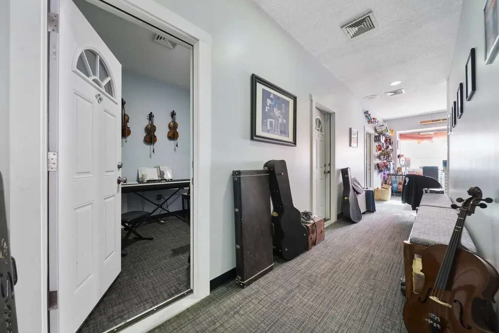 112 Nh Route 101a Amherst NH 03031