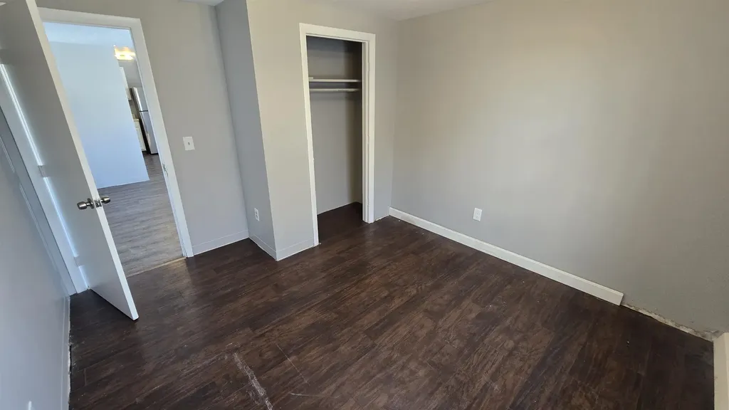 26 Ledge Street Nashua NH 03060