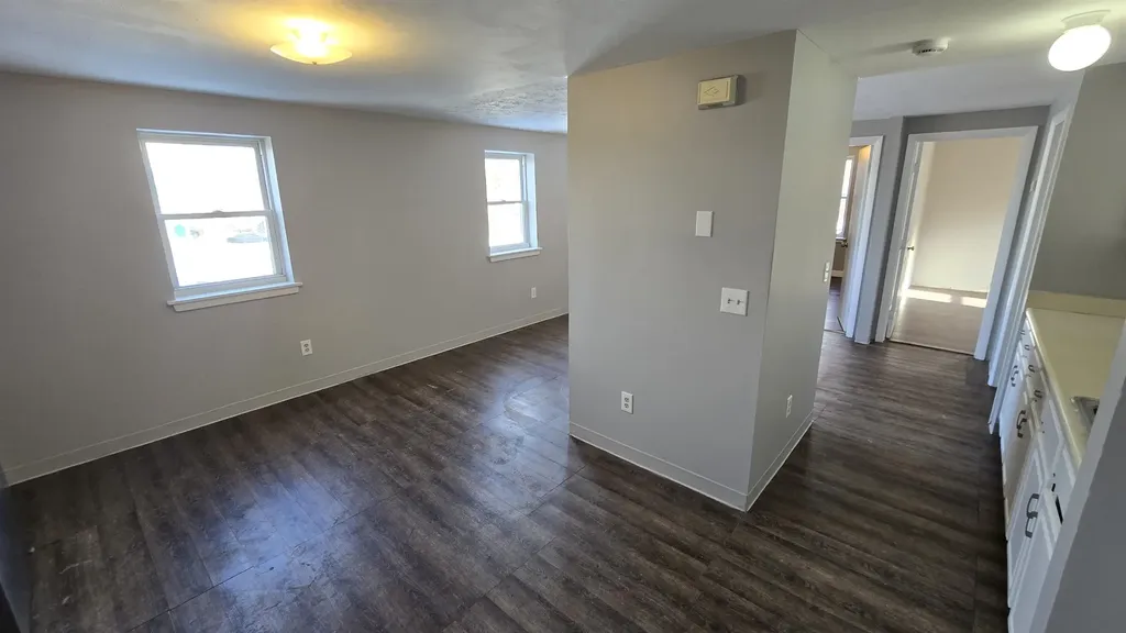 26 Ledge Street Nashua NH 03060