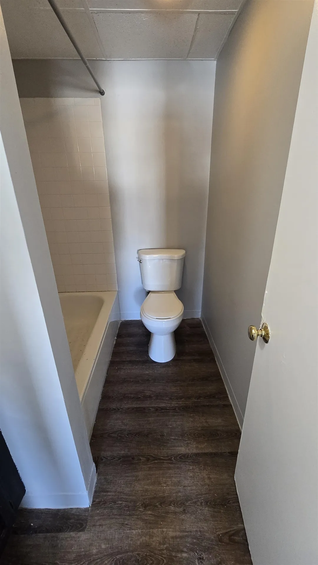 26 Ledge Street Nashua NH 03060