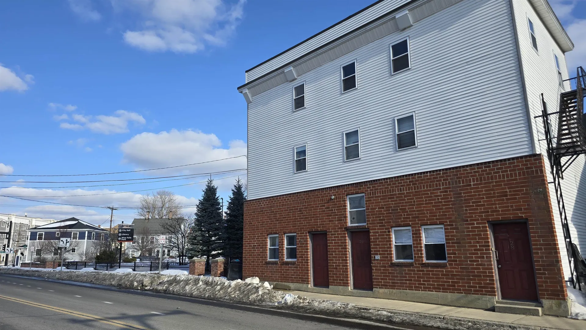 26 Ledge Street Nashua NH 03060