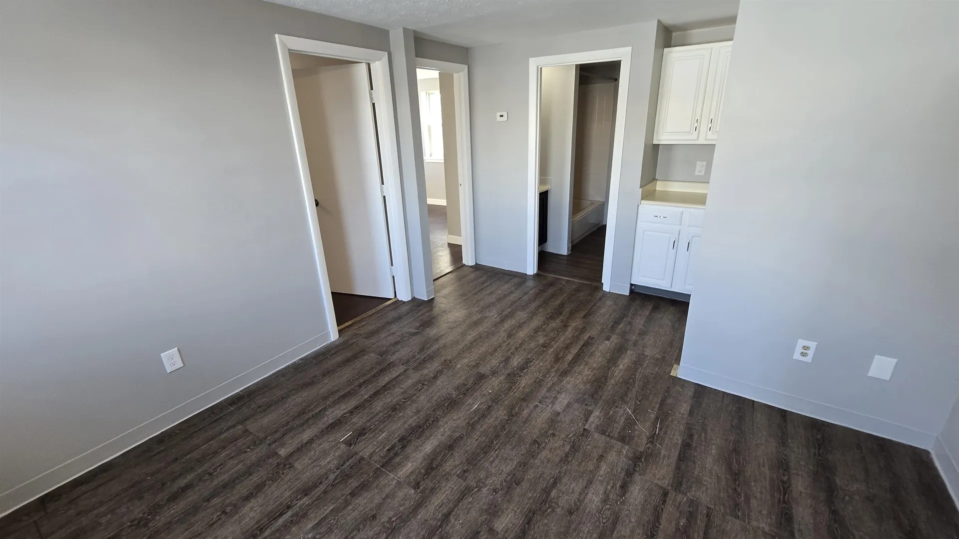 26 Ledge Street Nashua NH 03060