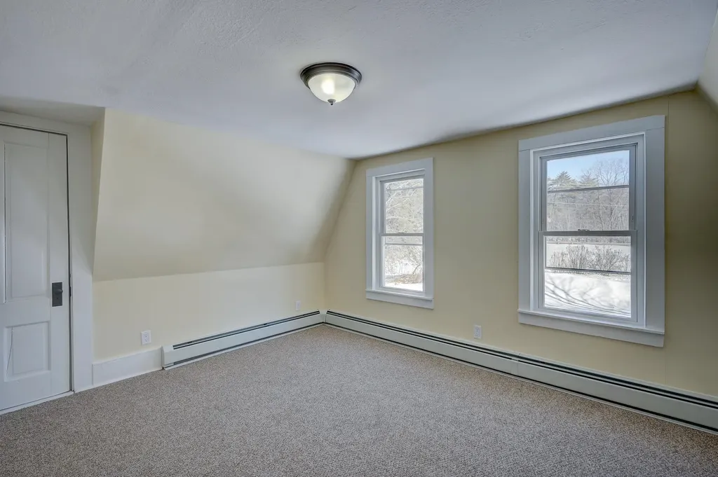 215 Hillside Avenue Conway NH 03818