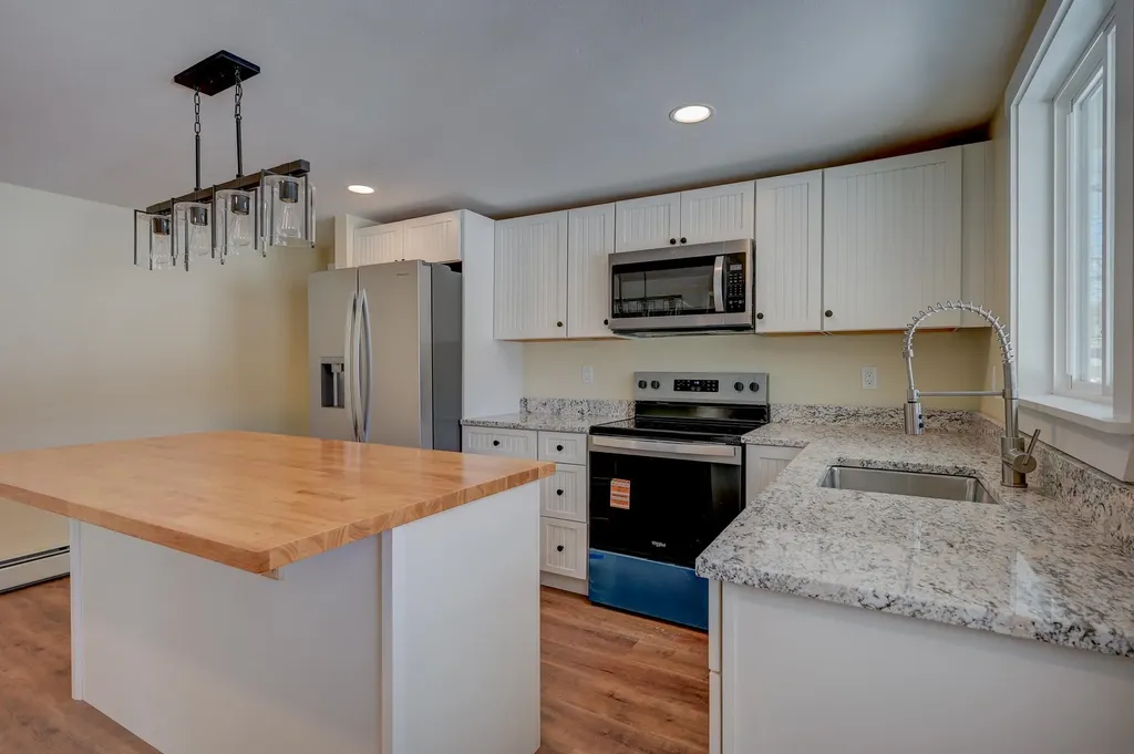 215 Hillside Avenue Conway NH 03818