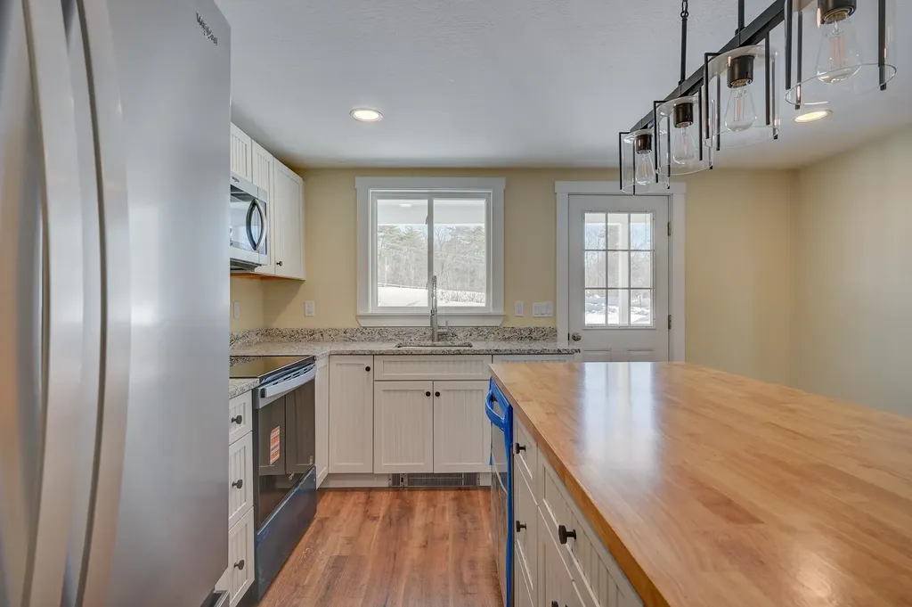 215 Hillside Avenue Conway NH 03818