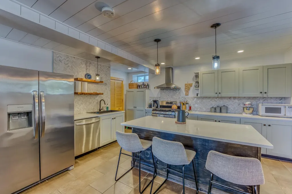 4593 Route 102 Guildhall VT 05905