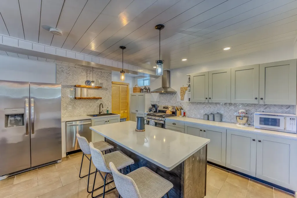 4593 Route 102 Guildhall VT 05905