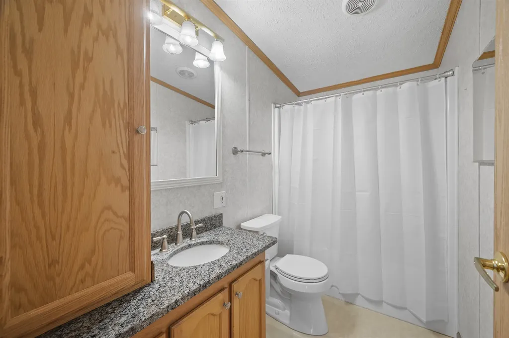 4 Limestone Way North Hampton NH 03862