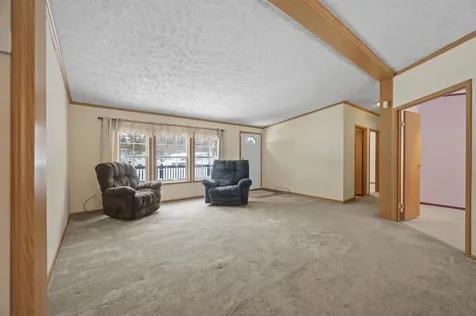 4 Limestone Way North Hampton NH 03862