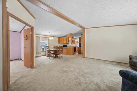 4 Limestone Way North Hampton NH 03862