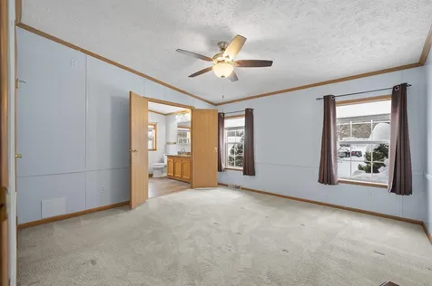 4 Limestone Way North Hampton NH 03862