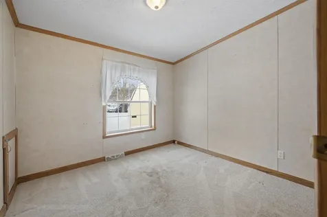 4 Limestone Way North Hampton NH 03862