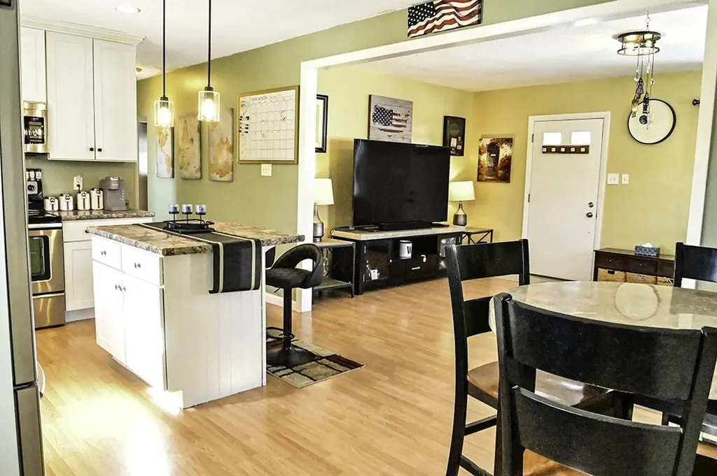 31 Johnson Street Belmont NH 03220