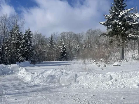 5 Pinnacle View Road Dover VT 05356