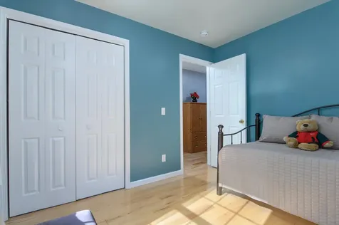 23 Wilsons Woods Road Brattleboro VT 05301