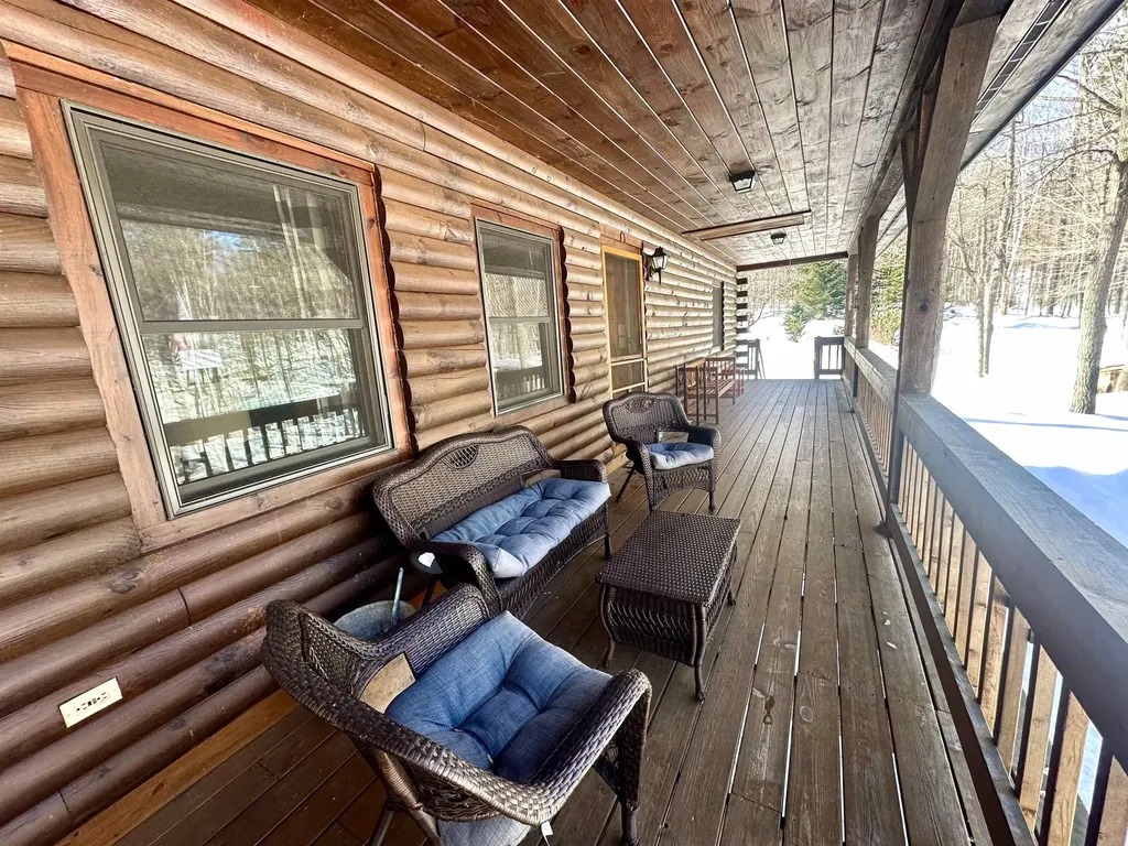 4138 West Hill Road S Jamaica VT 05343