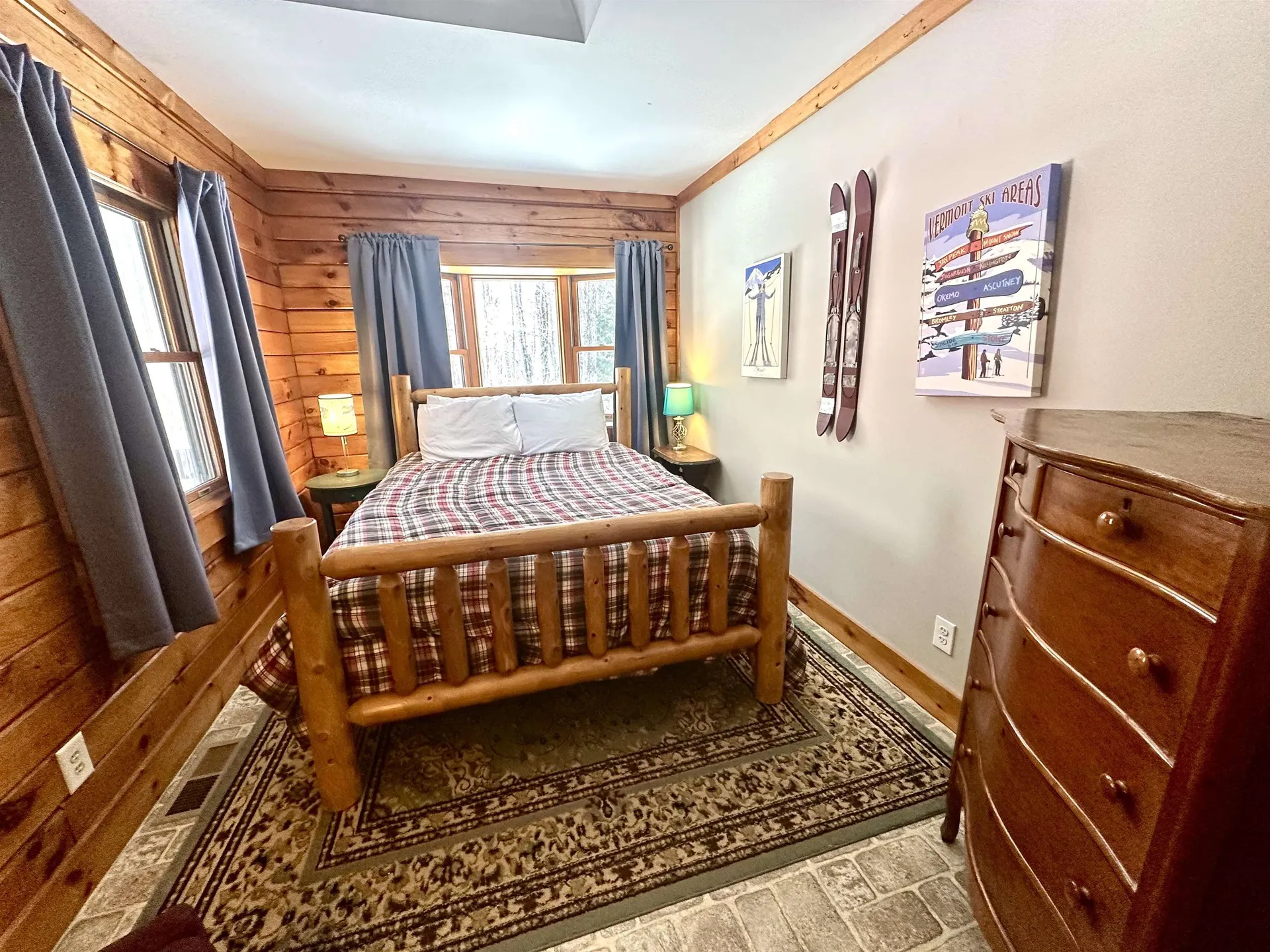 4138 West Hill Road S Jamaica VT 05343