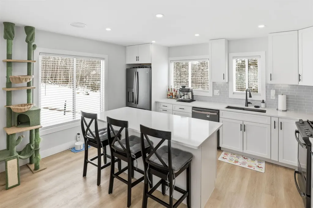 253 Upper Mad River Road Thornton NH 03285