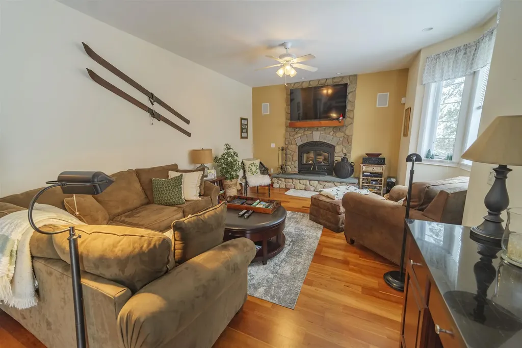 1 Lower Highlands Road Dover VT 05356