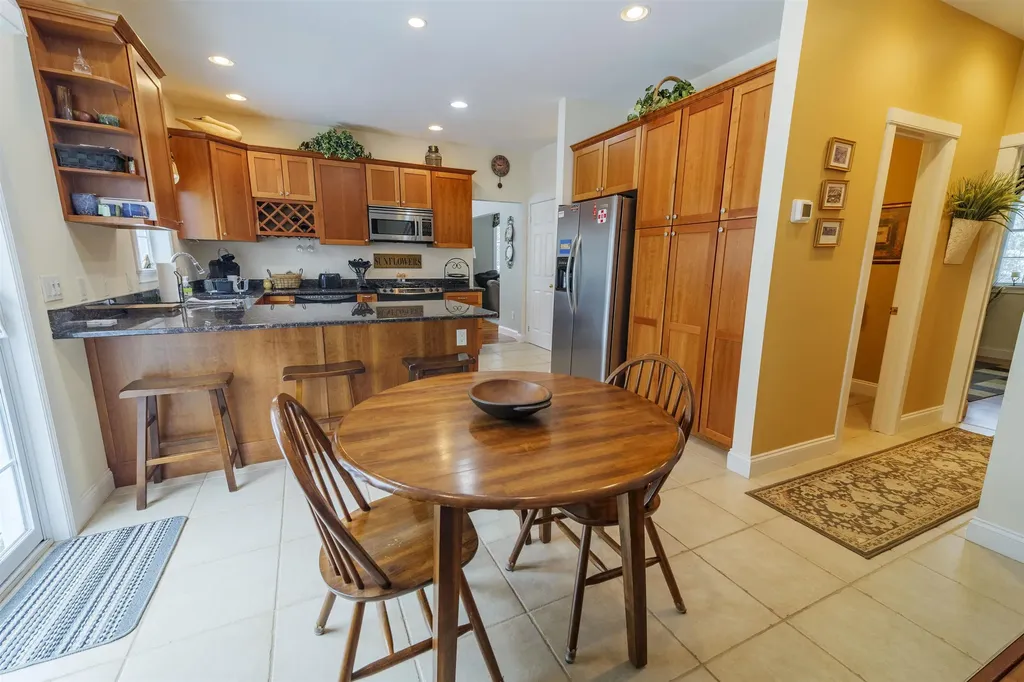 1 Lower Highlands Road Dover VT 05356