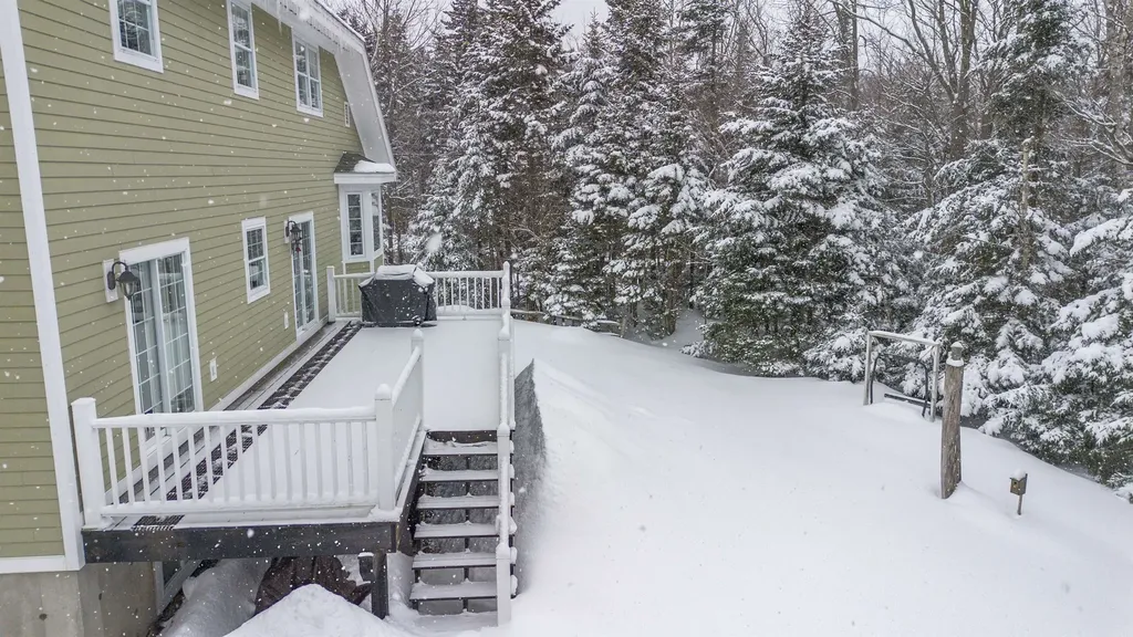 1 Lower Highlands Road Dover VT 05356