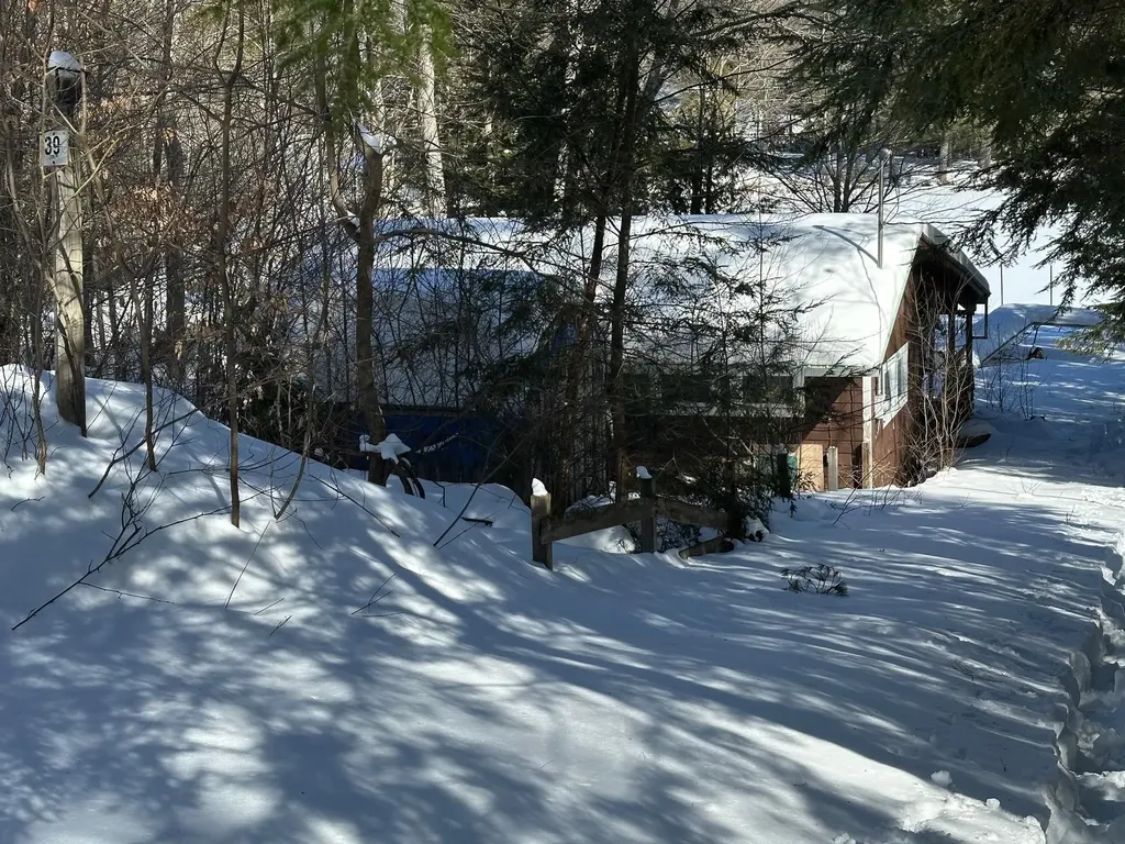 39 Pine Road Fitzwilliam NH 03447