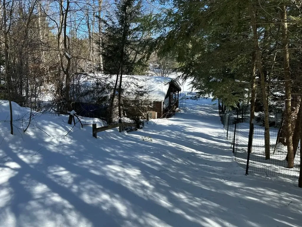 39 Pine Road Fitzwilliam NH 03447