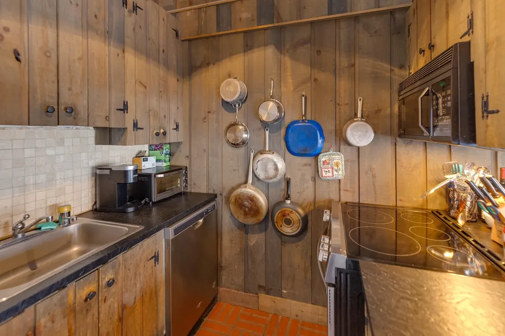 12 Kernwood Drive Lincoln NH 03251