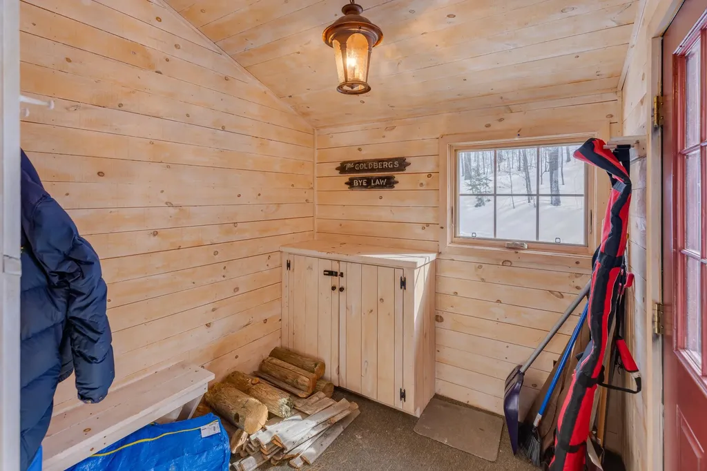 12 Kernwood Drive Lincoln NH 03251