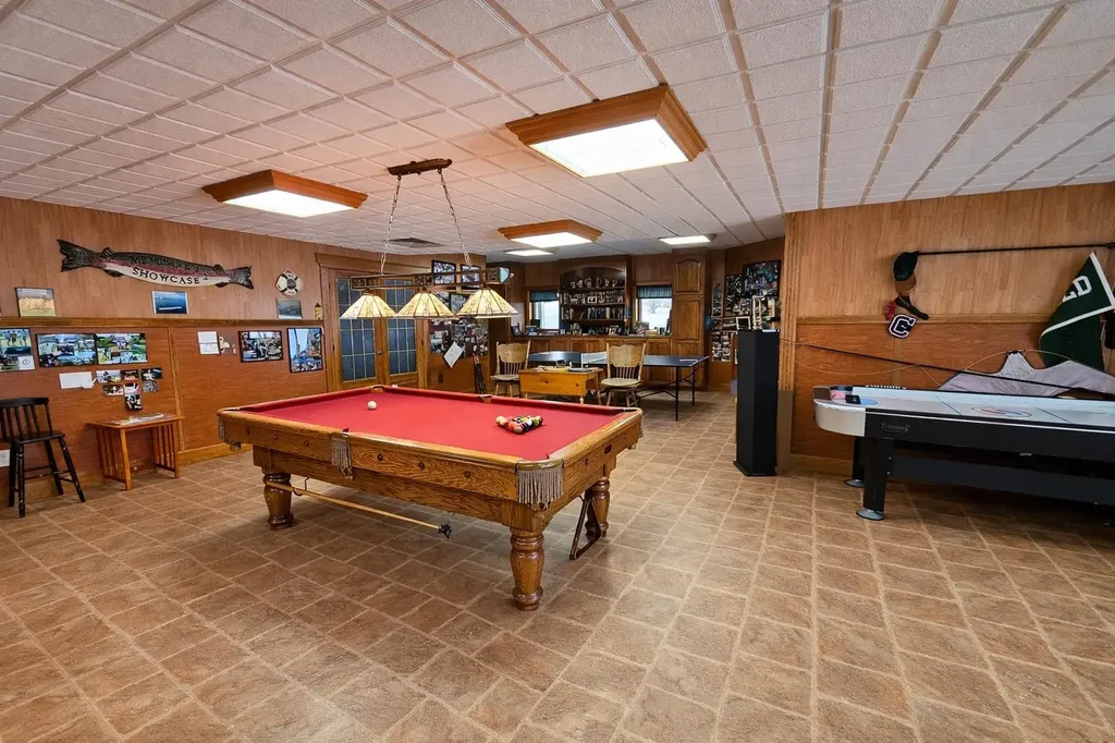 25 Fishing Access Road Newport Town VT 05857