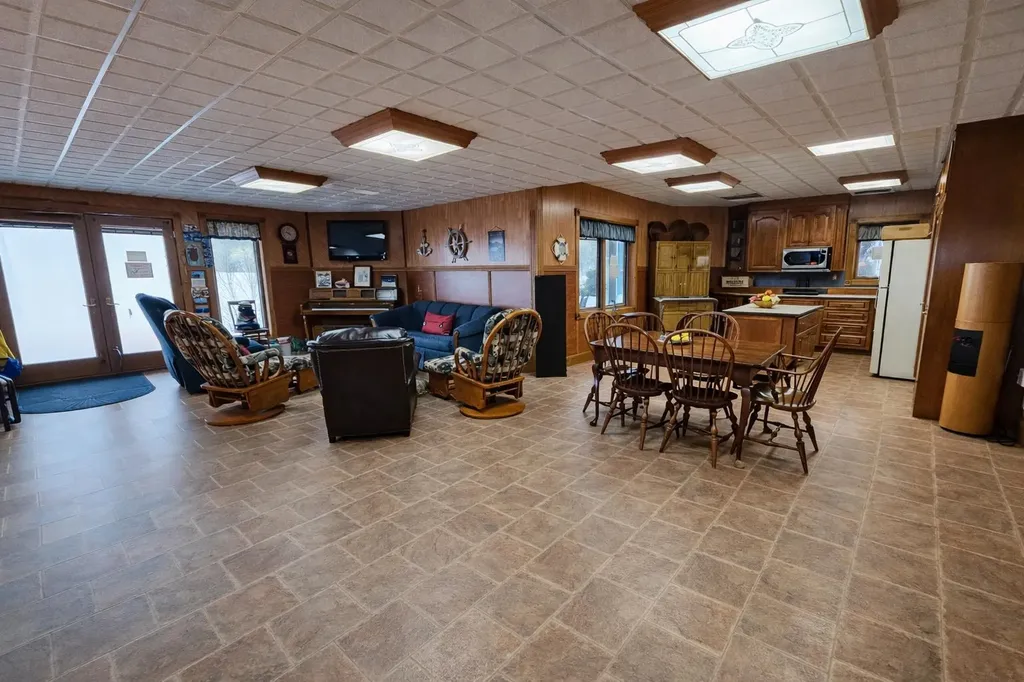 25 Fishing Access Road Newport Town VT 05857