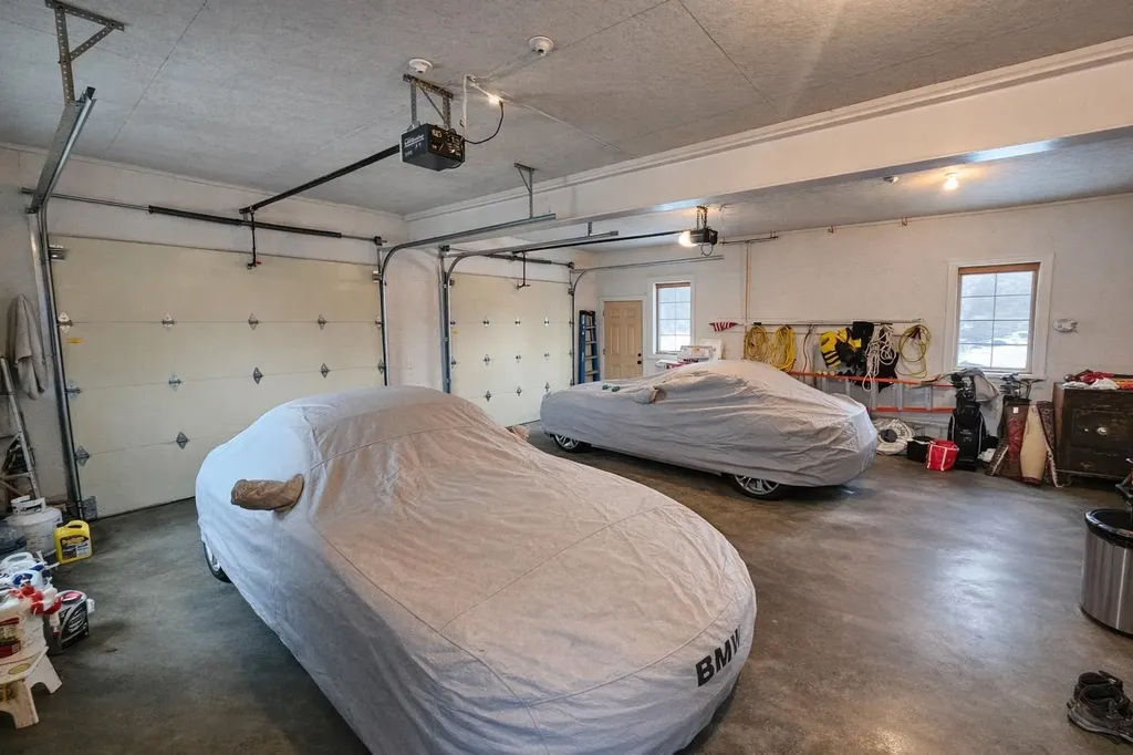 25 Fishing Access Road Newport Town VT 05857