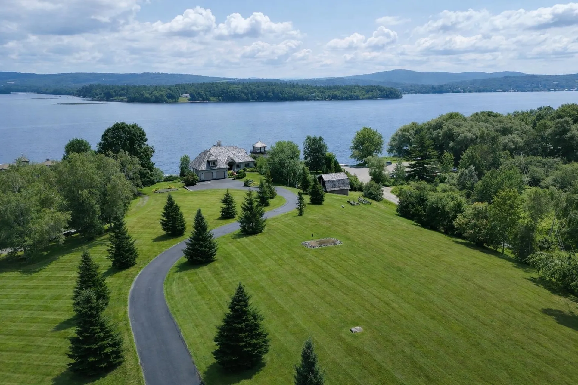 25 Fishing Access Road Newport Town VT 05857