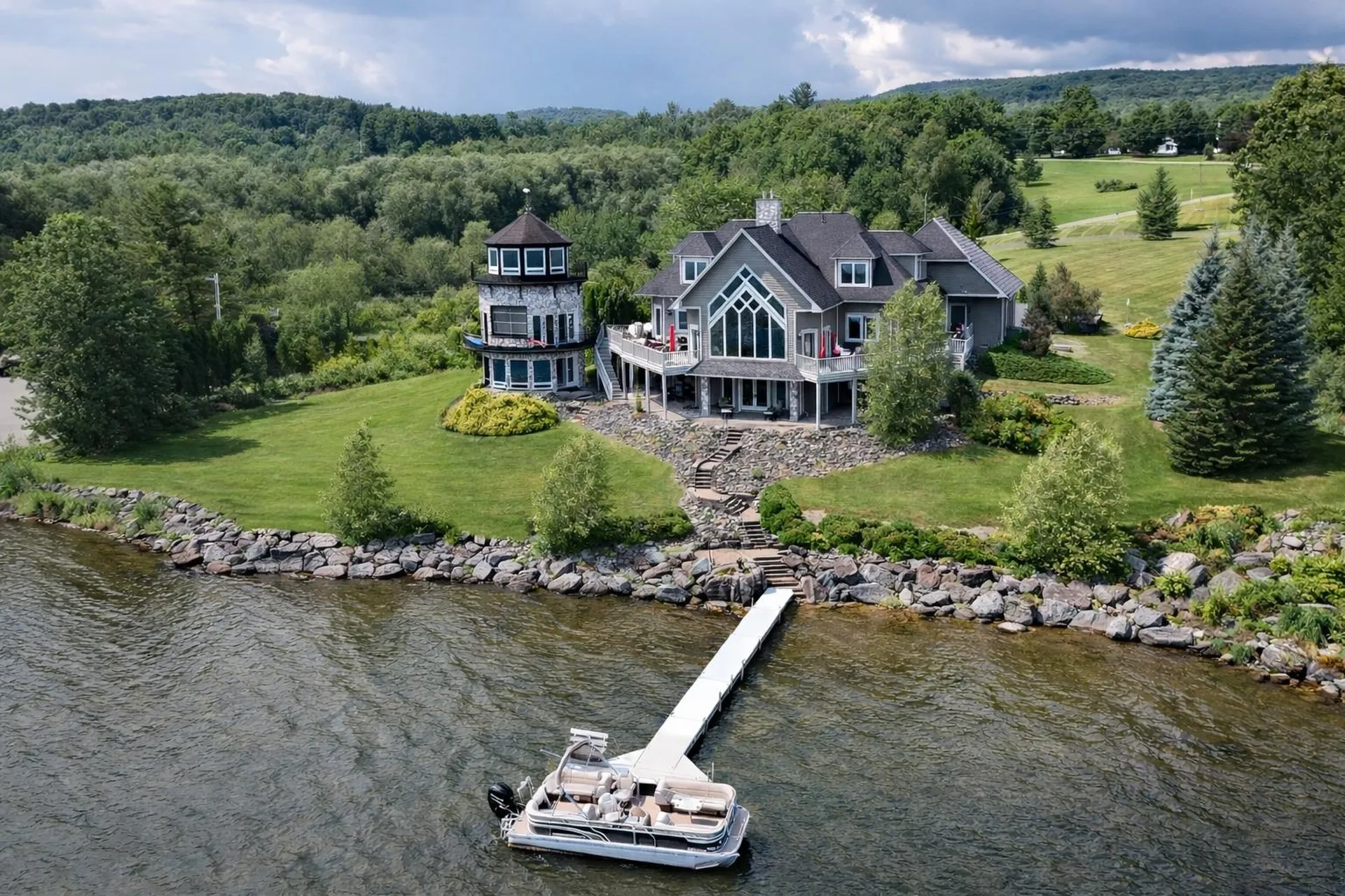 25 Fishing Access Road Newport Town VT 05857