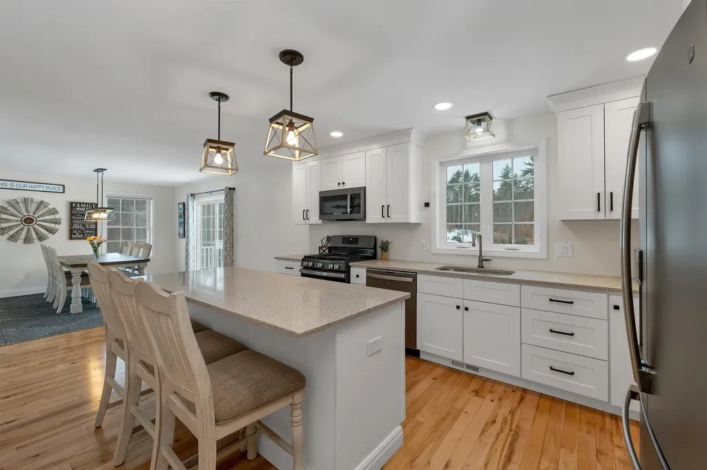 135 Smoke Street Barrington NH 03825