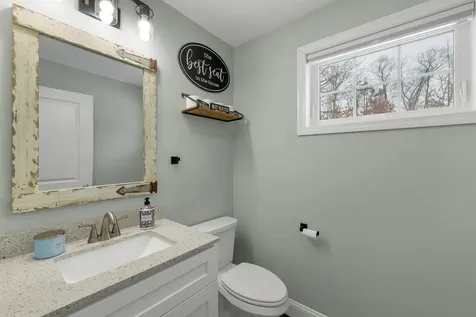 135 Smoke Street Barrington NH 03825