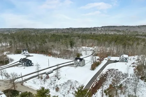 135 Smoke Street Barrington NH 03825