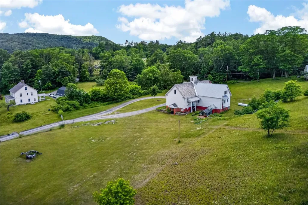66 Duttonsville School Drive Cavendish VT 05142