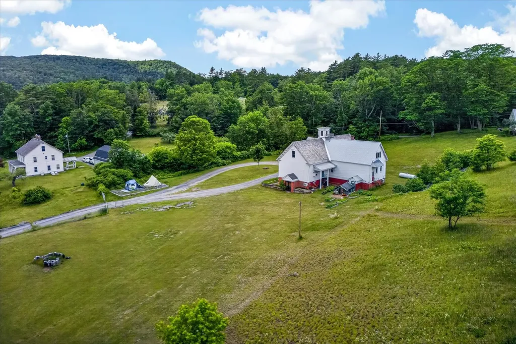 66 Duttonsville School Drive Cavendish VT 05142