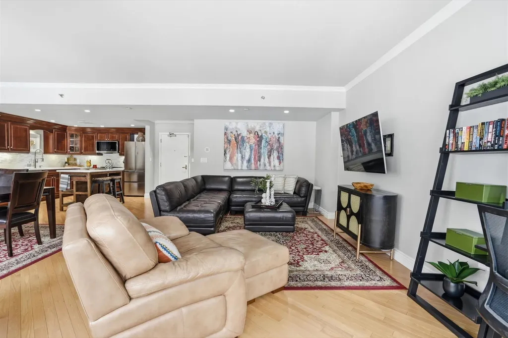 300 River Road Manchester NH 03104