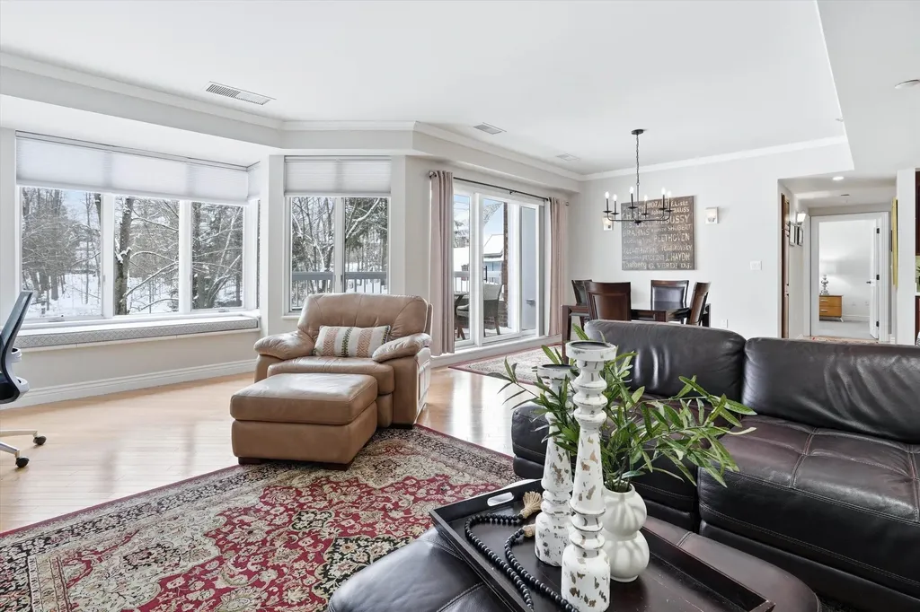 300 River Road Manchester NH 03104