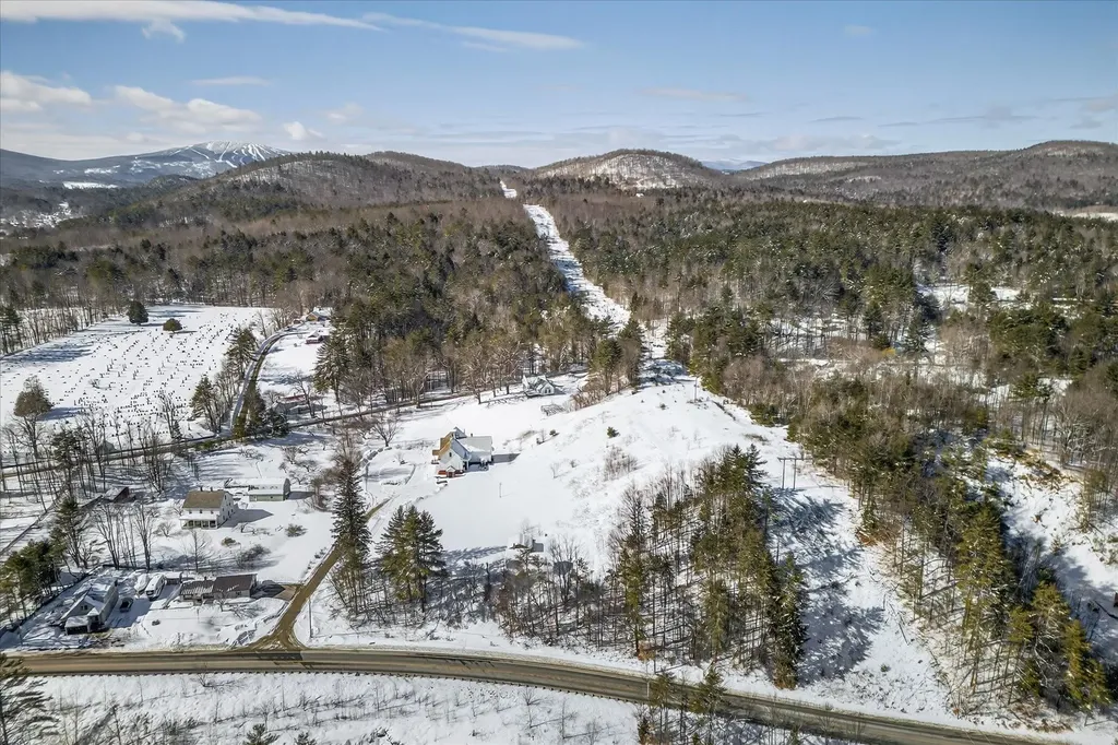 66 Duttonsville School Drive Cavendish VT 05142