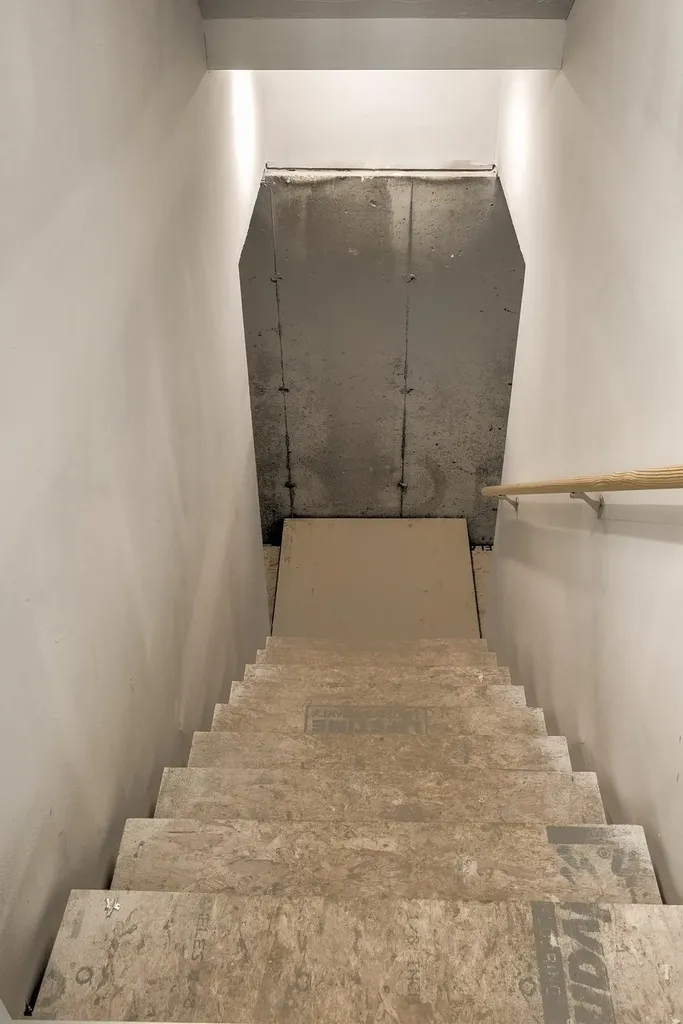 1 Ashley Avenue Hinsdale NH 03451