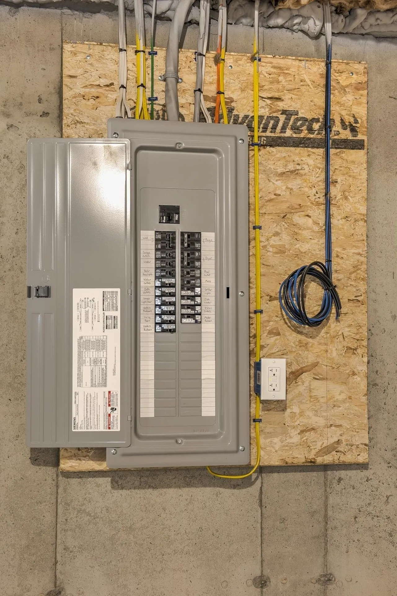 1 Ashley Avenue Hinsdale NH 03451