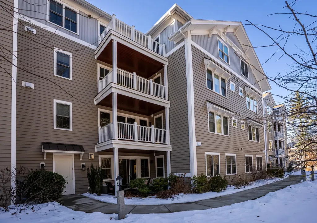 7 Willey Creek Road Exeter NH 03833