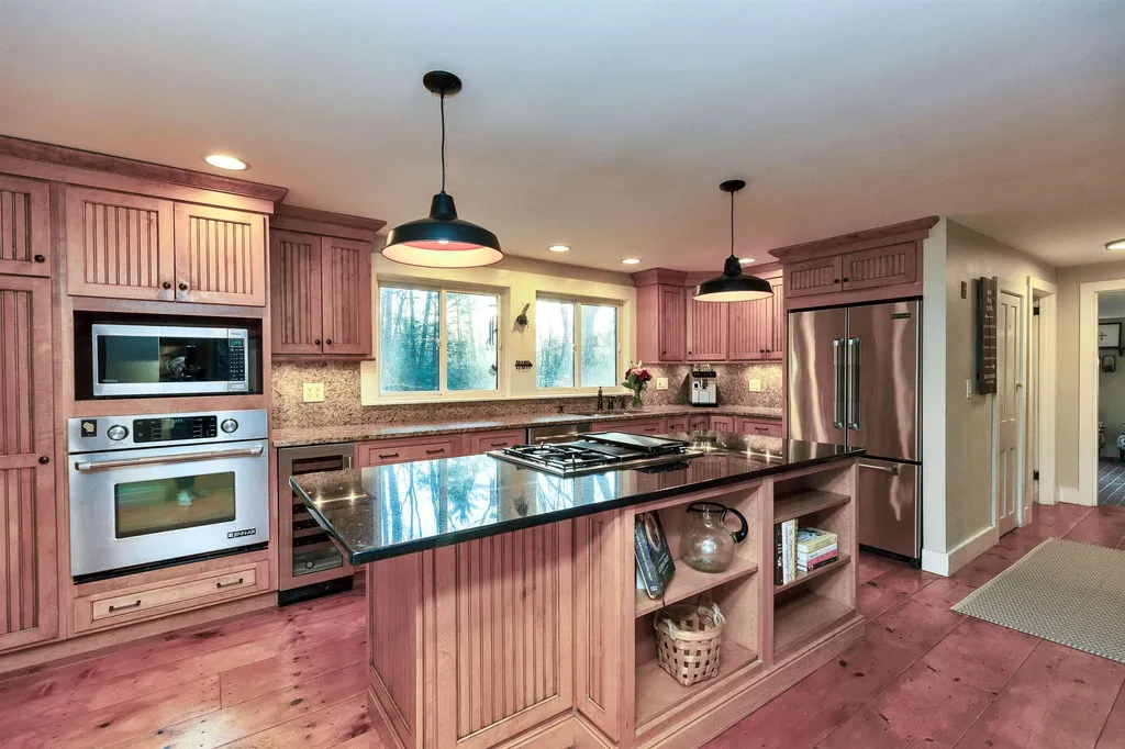 137 Muzzy Hill Road Greenfield NH 03047