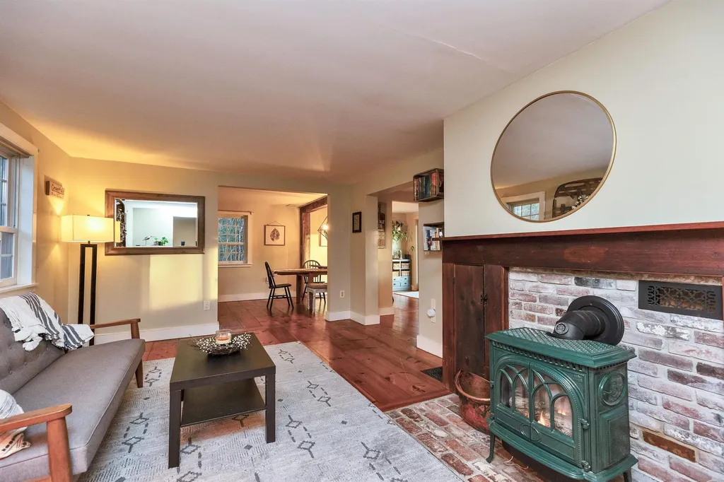 137 Muzzy Hill Road Greenfield NH 03047