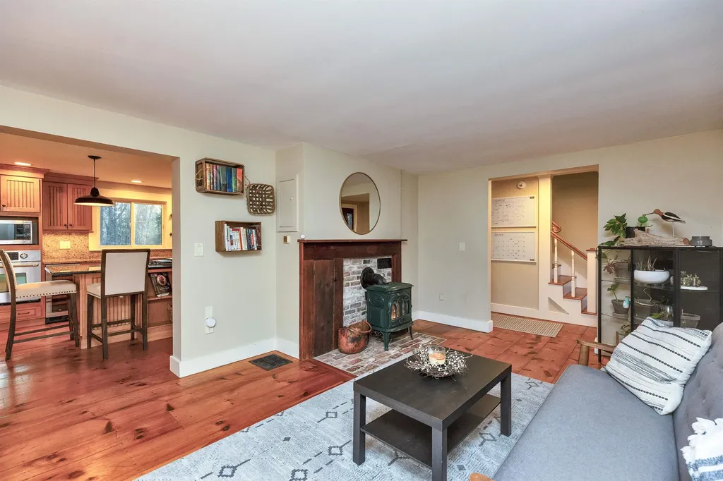 137 Muzzy Hill Road Greenfield NH 03047