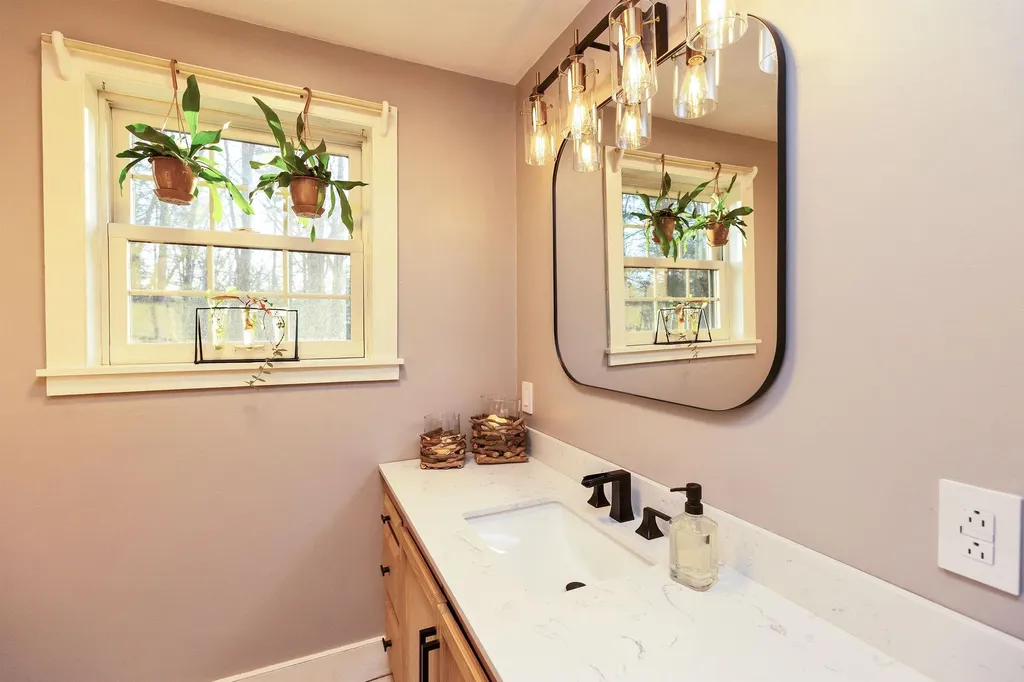 137 Muzzy Hill Road Greenfield NH 03047