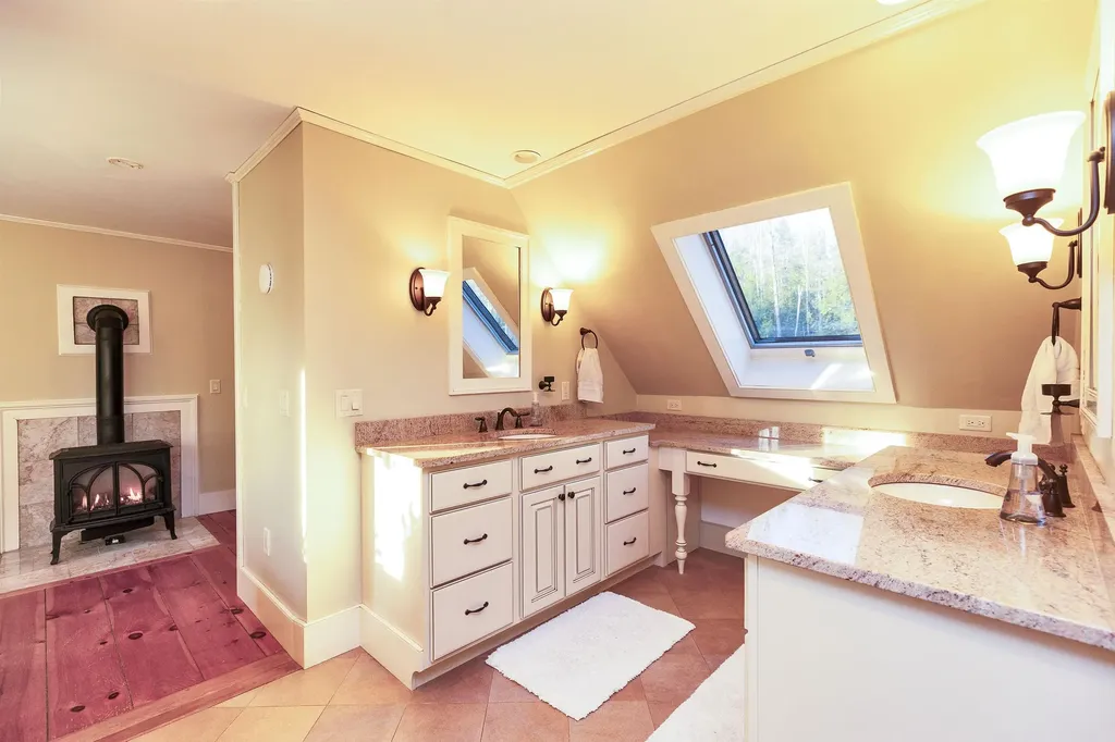 137 Muzzy Hill Road Greenfield NH 03047